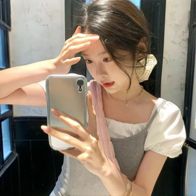 伊莉莎与玛瑟拉